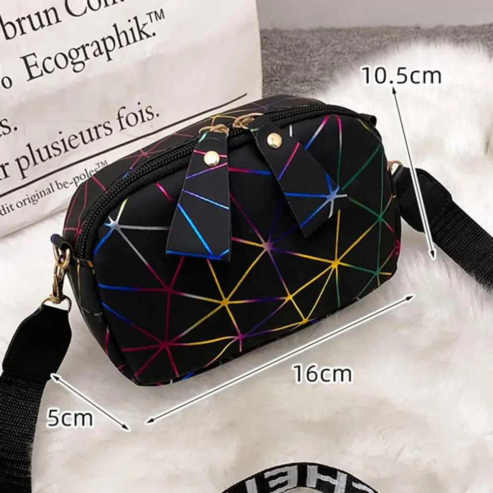 Practical crossbody bag for women in attractive colors